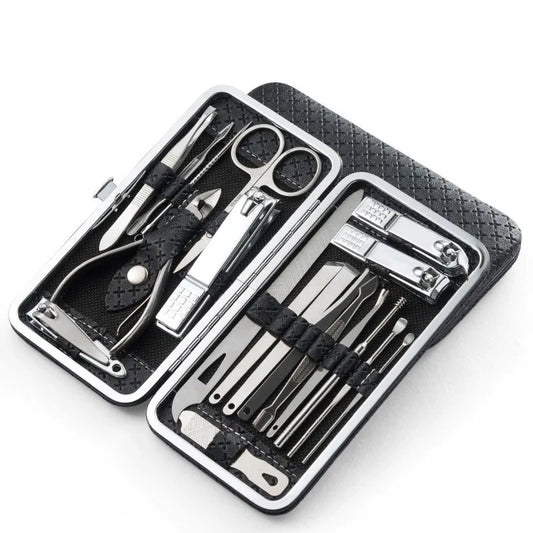 Ultimate 19-Piece Home Nail Care Set - Professional tools for perfect nails! Includes large nail clippers, dead skin remover, precision eyebrow trimmer, and stylish leather case. 
مجموعة قصّ الأظافر المنزلية  بـ 19 قطعة - أدوات احترافية .