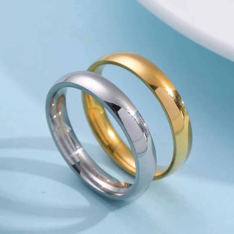 Simple Chic Stainless Steel Rings - Elevate Your Style! Perfect for couples, weddings, and engagements. Timeless design for both men and women. Order now! خاتم من الفولاذ المقاوم للصدأ بتصميم بسيط وأنيق للنساء والرجال - مثالي للأزياء! مناسب للأزواج